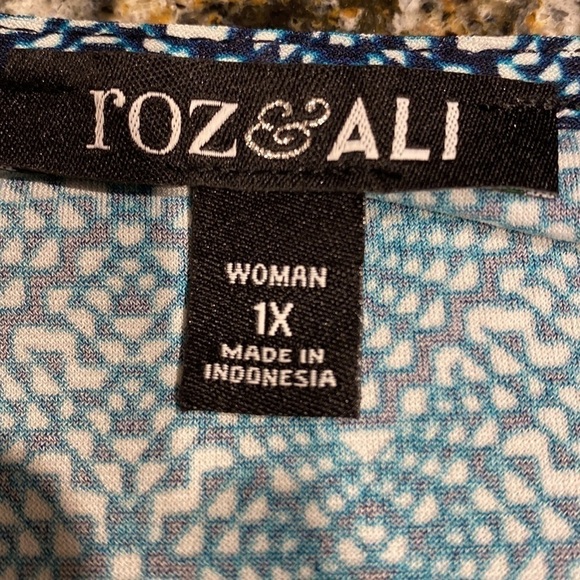 j womens Roz & Ali casual stretch long flared sleeve turquoise plus size top 1X - Picture 3 of 3